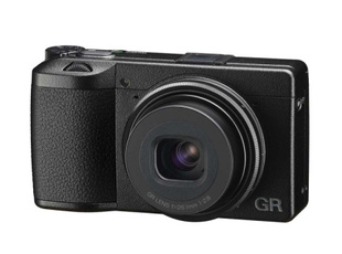 RICOH GR IIIx černý, 24.0 MPix
