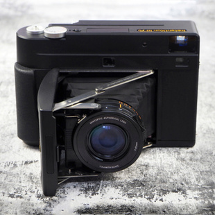 MINT InstantKon RF70 analogový instantní fotoaparát na Instax Wide