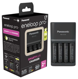 PANASONIC BQCC55 SmartPlus Charger 4-kanálová síťová nabíječka pro 1-4 ks AA/AAA Ni-MH, vč. 4x aku Eneloop Pro Ni-MH AA/HR6 2500mAh